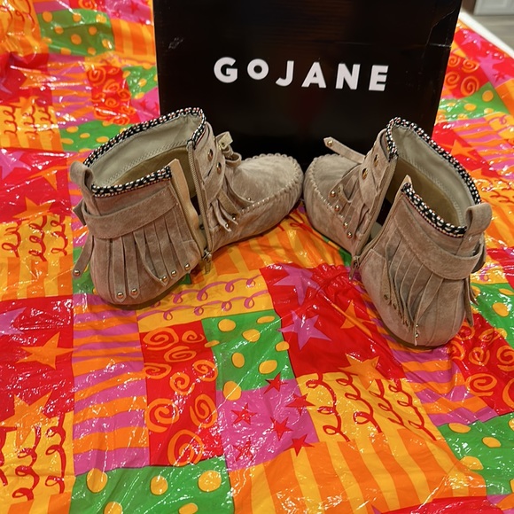 Go Nane (Kalisa) Moccasin Boots - Color Taupe - Picture 3 of 10